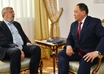 "Wir müssen so viele Russen wie möglich töten" – Kasachstan rügt Botschafter der Ukraine