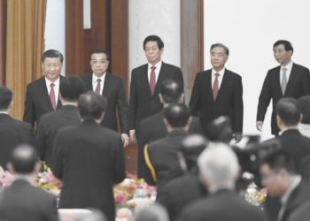 Pekings drittwichtigster Beamter besucht Südkorea, während China und die USA um Halbleiter konkurrieren