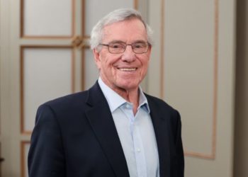 China expert Clyde Prestowitz, author of "The World Turned Upside Down," in Washington, DC, on Sep. 8, 2021. (CPI Studios)