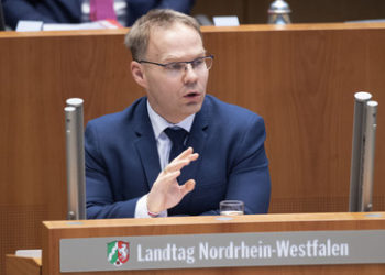 AfD Nordrhein-Westfalen schmeißt Abgeordneten Christian Blex wegen Russland-Reise aus der Fraktion