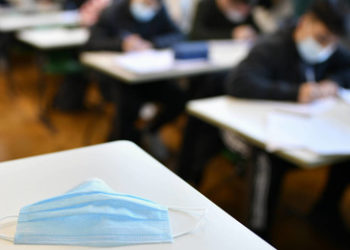 Aufatmen in Schulen? Amtsärzte befürworten Masken nur bei "gefährlichen" Corona-Varianten