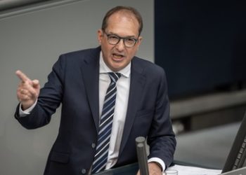 CSU-Landesgruppenchef Dobrindt: "Der Bundeskanzler sollte bei Robert Habeck den Stecker ziehen"