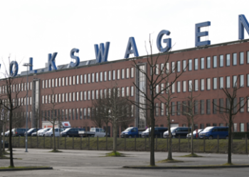 Deutschland zahlt für Pax Americana: Chemiekonzerne und Volkswagen wandern in die USA aus