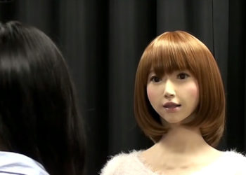 Erica lernt lachen - Forscher bringen Roboter passendes Lachen bei