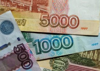 Gazprom und China vereinbaren Gaszahlungen in Rubel und Yuan