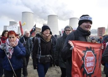 Klimaaktivisten blockierten Kohlekraftwerk Jänschwalde