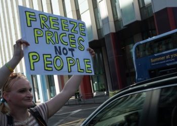 Kostenexplosion bei Energie und Lebensmitteln: Unruhen nehmen weltweit zu