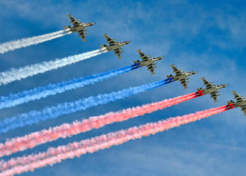 Krieg, Preisgabe und Teilung – Russlands Wiederaufstieg im Spiegel der Geschichte