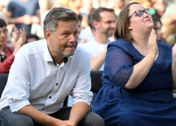 Lindner, Habeck und Lang streiten über Rettungsschirm – Söder: "Gott bewahre uns vor den Grünen"