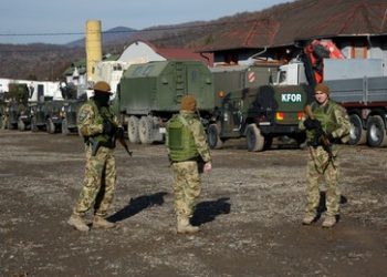 NATO verlegt angesichts der Spannungen Reservekräfte auf den Balkan