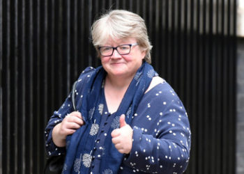 Thérèse Coffey: Kein Vorbild in Gesundheit, aber eine erfahrene Krankenhauspatientin