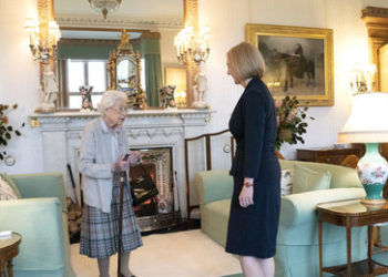 Verschlechterung des Gesundheitszustandes – Königin Elisabeth II. unter "medizinischer Beobachtung"