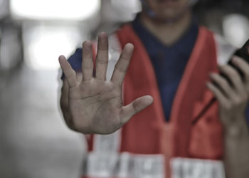 Wegen hoher Energie- und Strompreise: Erste Unternehmen stellen Produktion in Deutschland ein