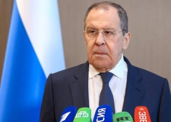 "Faschistischer Staat?" Sergei Lawrow fordert Wortlaut von Borrells Rede zu Russland