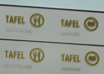 Armutskonferenz: Staat schiebt Notleidende zunehmend an Tafeln ab