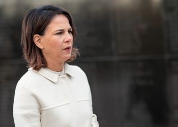 Baerbock bietet in Zentralasien die EU als Alternative zu Russland und China an