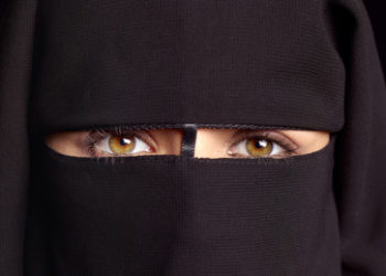 Bis zu 1.000 Schweizer Franken Bußgeld – Schweiz will Gesichtsverhüllungsverbot