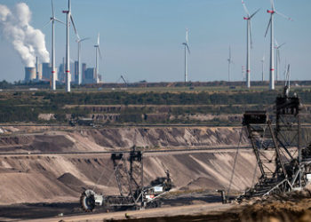 Energieriese RWE will bereits 2030 aus der Braunkohle aussteigen – Personalabbau wird beschleunigt