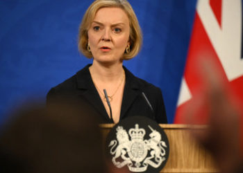 Medienbericht: Telefon von Liz Truss "von Russen gehackt"
