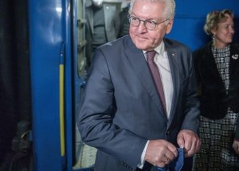 Überraschungsbesuch: Bundespräsident Steinmeier trifft Selenskij in Kiew