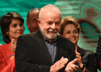 Wahlen in Brasilien: Ex-Präsident Lula da Silva gewinnt erste Runde