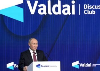 Weltmedien: Putin teilt den Westen in zwei