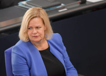 Zunahme der illegalen Migration: Innenministerin Faeser unter Kritik