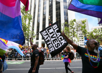 Autokratien helfen westlichen Gesellschaften, sich selbst auseinanderzureißen: US-General im Ruhestand