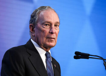 Bloomberg entschuldigt sich für die Rede von Boris Johnson, in der er das kommunistische China kritisiert