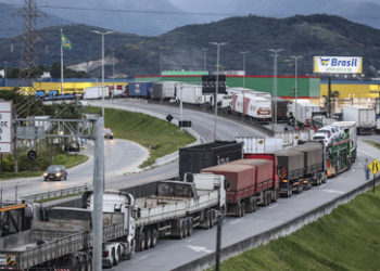 Brasilien: Lkw-Fahrer blockieren Straßen aus Protest gegen Bolsonaros Wahlniederlage