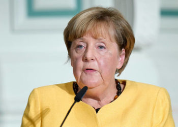 Büro mit üppiger Ausstattung: Ampel mahnt Altkanzlerin Merkel zur Sparsamkeit