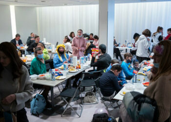 Bundesverfassungsgericht stoppt Kürzungen für Alleinstehende in Flüchtlingsheimen