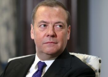 Ende der westlichen Allianz? Dmitri Medwedew spottet über "Ehe vor schmutziger Scheidung"