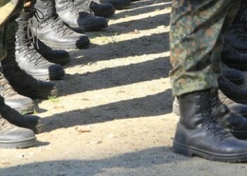 Infanterieschule in Hammelburg: Bundeswehr-Offizier kollabiert und stirbt