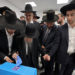 Israel: Gattin eines Rabbiners bittet Frauen mit Make-up und Absätzen zur Wahlurne