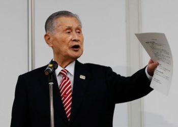 Japans Ex-Premier Mori kritisiert einheimische Medien für Einseitigkeit im Ukraine-Konflikt