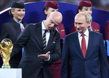 Kritik an WM 2018 und 2022: Bis zur Wortwahl identisch