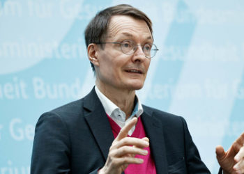 Lauterbachs Kehrtwende: Kita-Schließungen "nach heutigem Wissen nicht nötig gewesen"