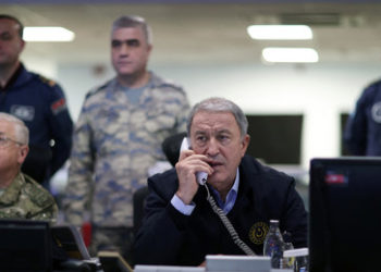 Luftangriffe der türkischen Armee in Syrien: Kurdische Milizen warnen vor "großer Katastrophe"