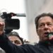 Medien: Pakistanischer Ex-Premier Imran Khan überlebt Anschlag
