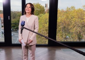 Medienbericht: Deutschland führt insgeheim Gespräche mit Iran über Öllieferungen