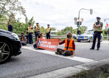 Mindestens drei Monate Gefängnis: CDU und CSU fordern Freiheitsstrafen für Klima-Kleber