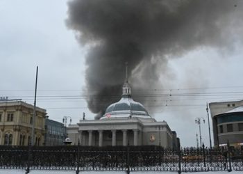 Moskau: Sieben Todesopfer nach Brand in Lagerhalle