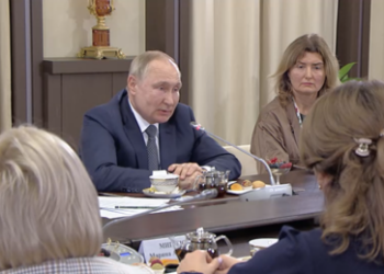 Putin räumt Fehler in der Ukraine-Politik ein: "Hätten Donbass-Republiken früher anerkennen sollen"