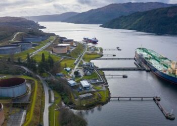 Schlupfloch ermöglicht Briten, trotz Sanktionen russisches Öl zu importieren