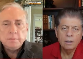 US-Militärexperte im Interview: Weißes Haus plant militärische Intervention in der Ukraine