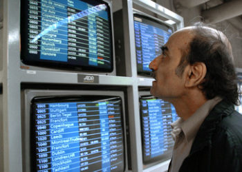 Vorbild für Spielbergs Film "Terminal" ist tot: Flüchtling Nasseri stirbt auf Pariser Flughafen