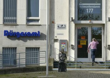 Wahlwiederholung in Berlin: Senat lässt über Monate Bürgerämter schließen