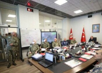 "184 Terroristen neutralisiert": Türkei meldet ersten Erfolg bei Operation in Syrien und Irak