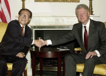 Förderung von Chinas Wirtschaftswachstum „auf Kosten“ anderer Nationen: Ein Vermächtnis von Jiang Zemin